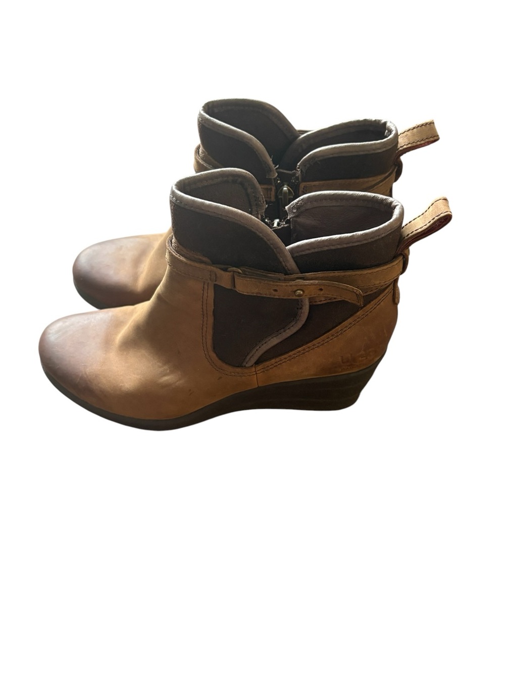 UGG Emalie brown boots